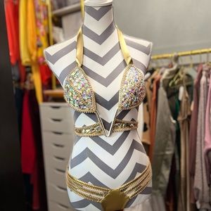 Bella Barnett - Caviana Diamond Bikini - Gold Size Medium NWOT - never worn